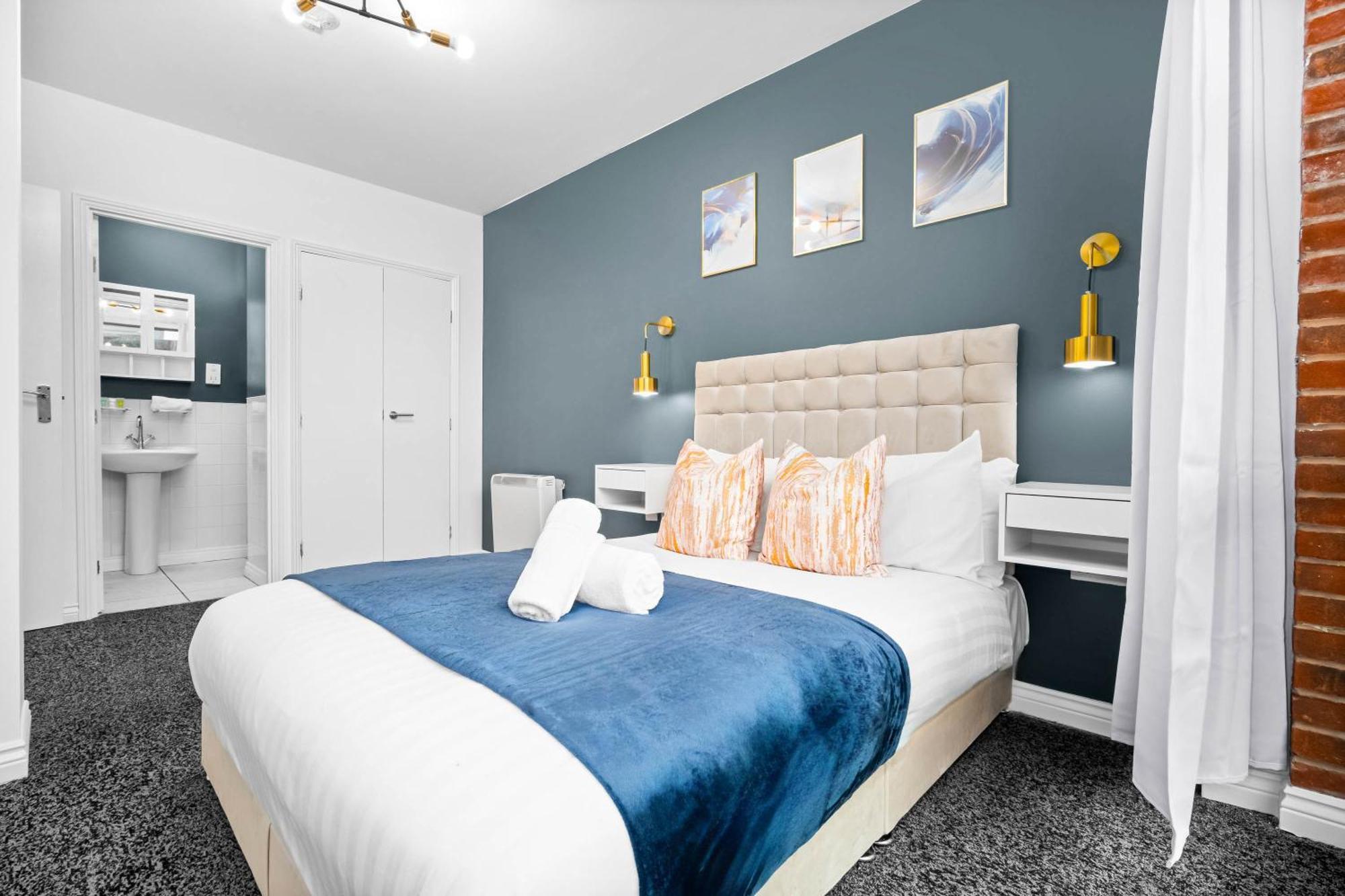 Luxury Two Bedroom Apartment - City Ceentre - Balcony - Jq - Netflix & Wifi - 11B 버밍엄 외부 사진