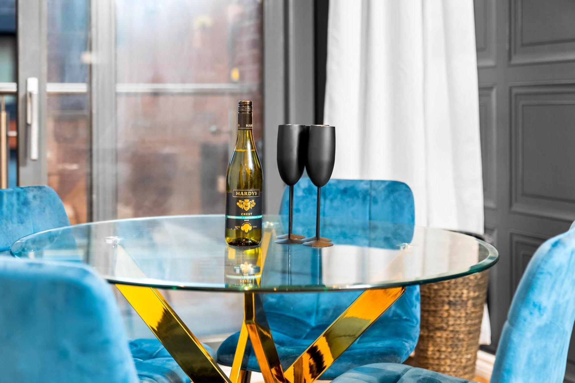 Luxury Two Bedroom Apartment - City Ceentre - Balcony - Jq - Netflix & Wifi - 11B 버밍엄 외부 사진